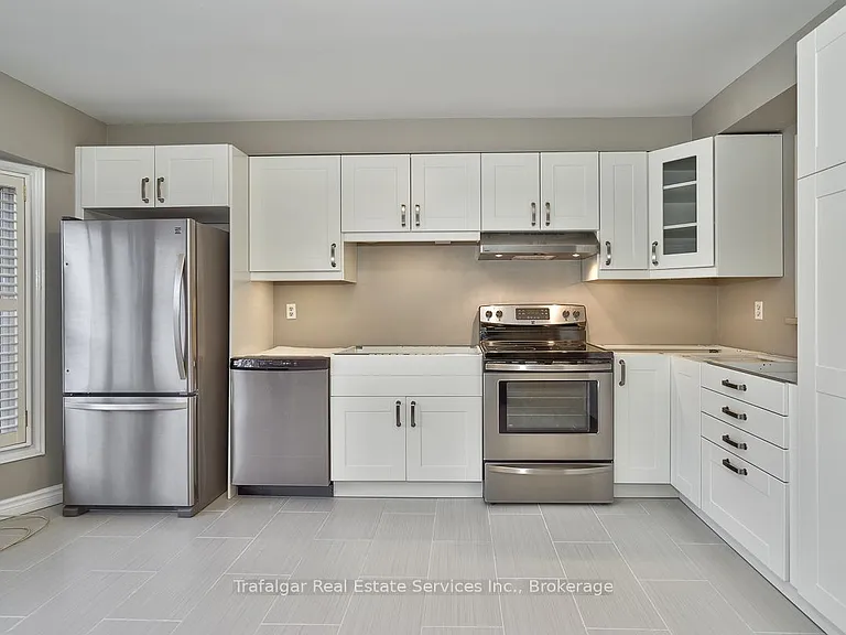 1100 Queens Ave #17 — Photo 8
