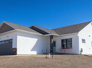 4606 Alan Ln NW, Rochester, MN 55901