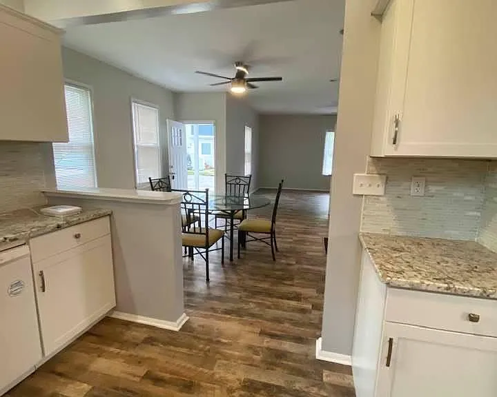 3525 Siam Ave — Photo 24