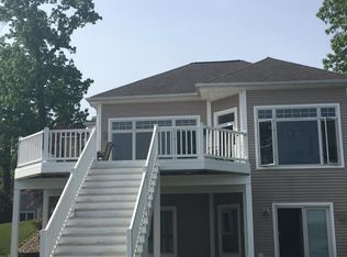 32 Ems W30b Ln, North Webster, IN