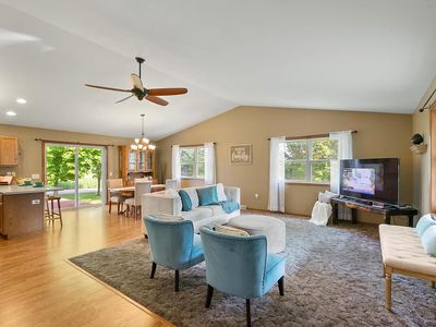 W7900 Loveland Road, Poynette, WI, 53955