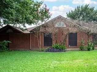 2103 Prairie Creek Trl, Garland, TX 75040