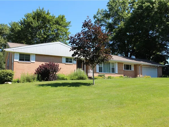 24 Webster Dr, Greenville, PA 16125