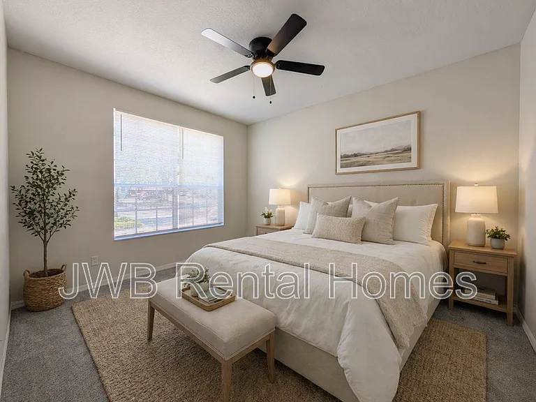 13700 Richmond Park Dr N #1002 — Photo 17