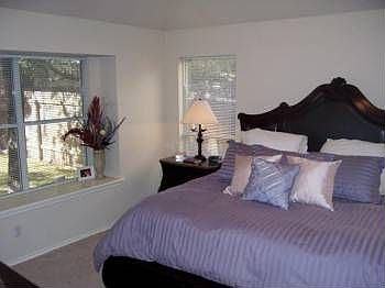 4th image of 4905 Scottish Thistle Dr