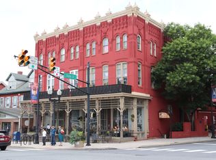 1 W Main St APT 5, Ephrata, PA 17522