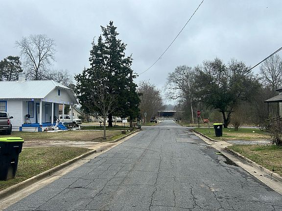 5th image of 808 N Anniston Ave