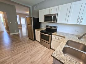 702 S 17th Ave (ZM YS Holdings LLC) - 7