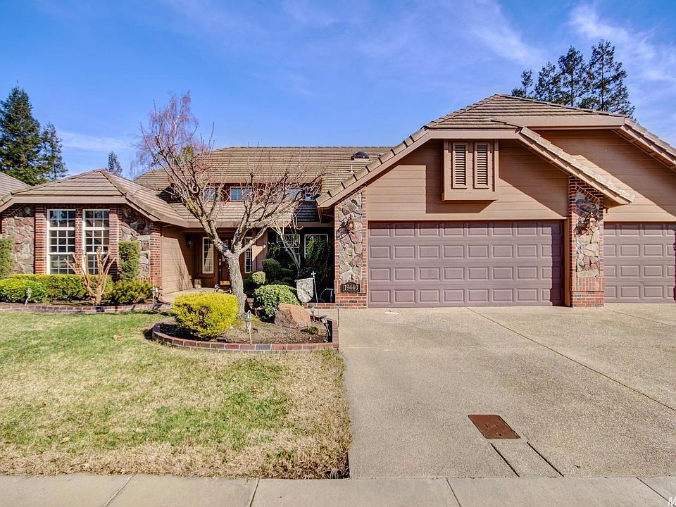 1st image of 19440 Benedict Dr