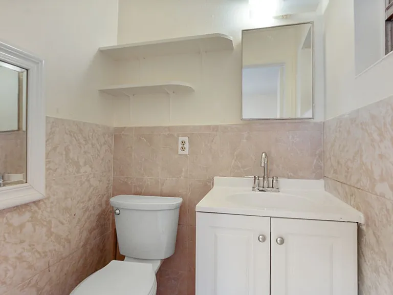 1227 Merritt St — Photo 12