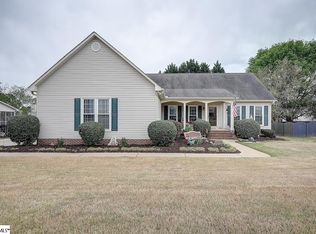 116 Chenoweth Dr, Simpsonville, SC 29681