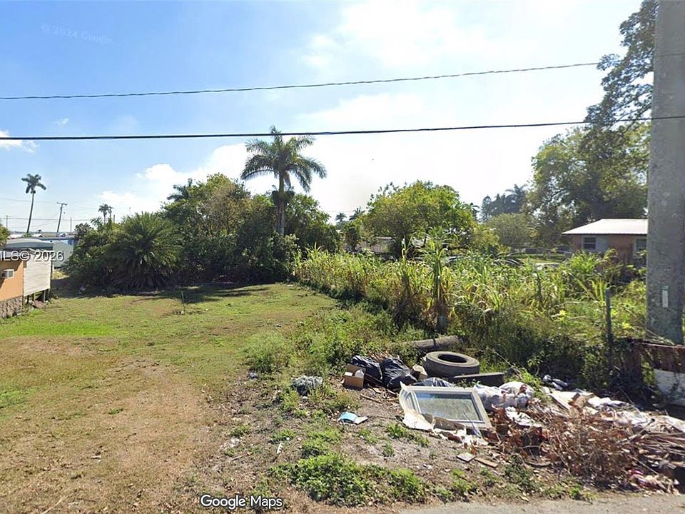 1st image of 205 SE 1st Ave