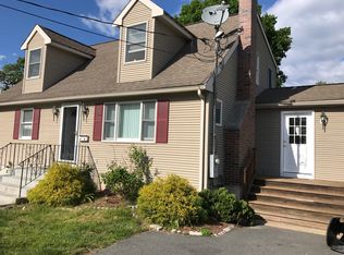 46 Prospect St, Woburn, MA 01801