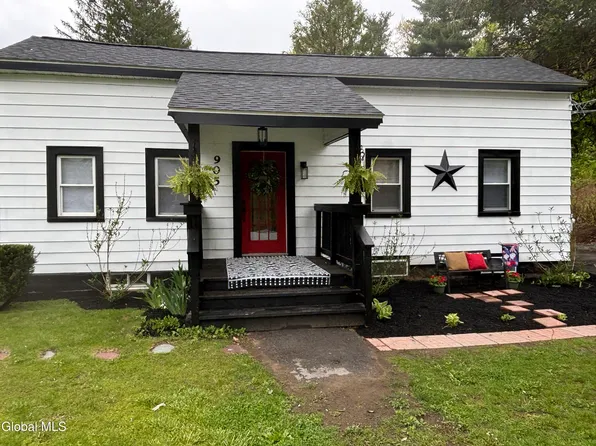 905 Balltown Road, Schenectady, NY 12309