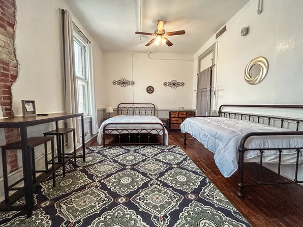 205 W Court St #1838, Seguin, TX 78155