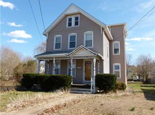 46 Barraclough Ave, Hamden, CT 06517