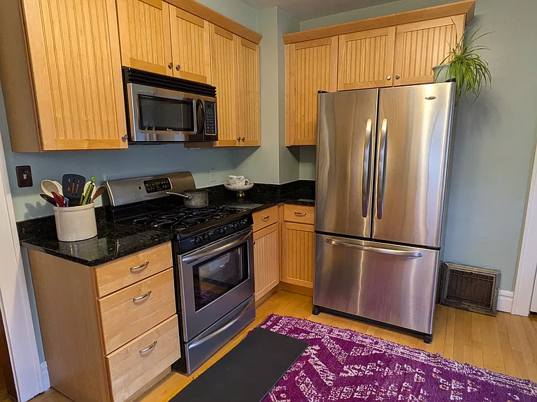 529 Elmside Blvd — Photo 5