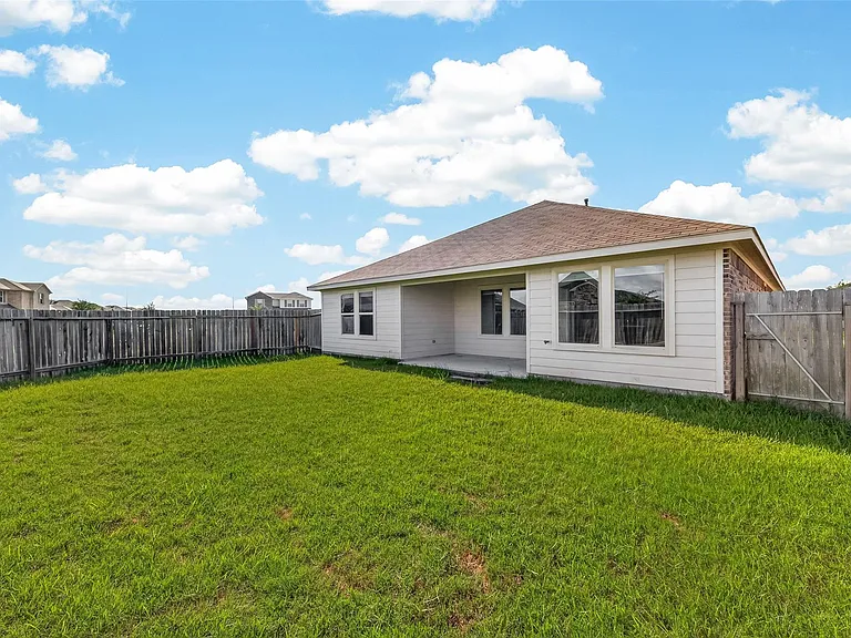 21422 Chester Cliff Ln — Photo 41