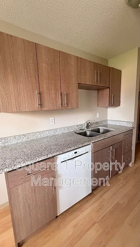 1 bed, 1.0 bath, $1,450 — Photo 2