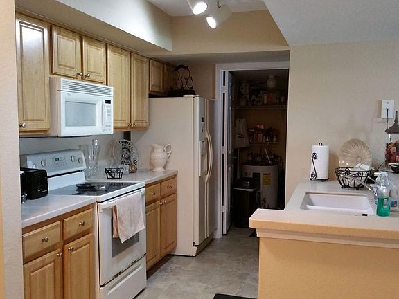 2nd image of 10075 N Gate Pkwy #1910