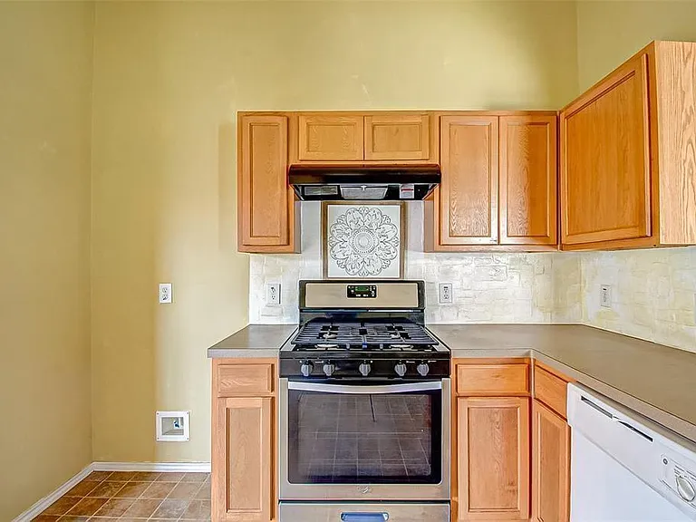 21206 Wortham Oaks Dr — Photo 10