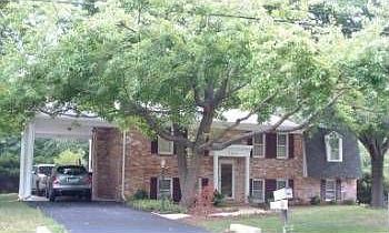 2nd image of 7600 Earnshaw Dr