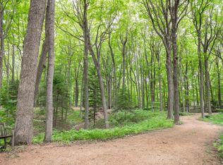 5374 Bauers Dr, West Bend, WI 53095