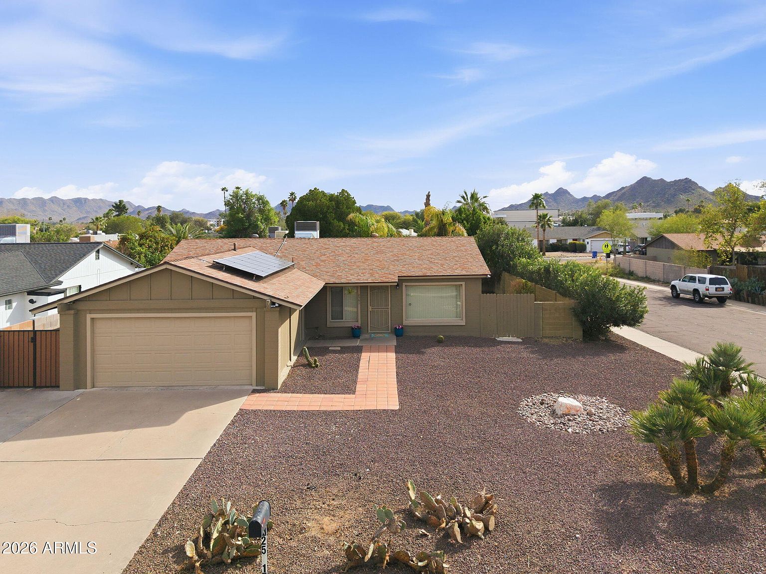 2501 E DAHLIA Drive, Phoenix, AZ 85032 | Zillow