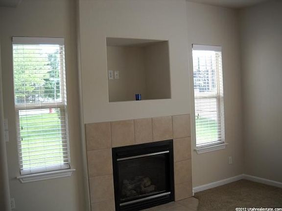 3rd image of 8874 S Willowwood Way