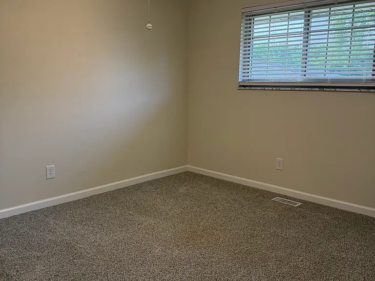 7982 Rustic Woods Dr — Photo 9