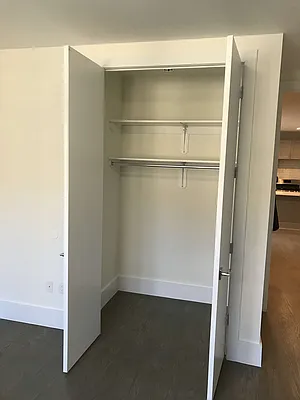Rented by Mdays Realty | media 7