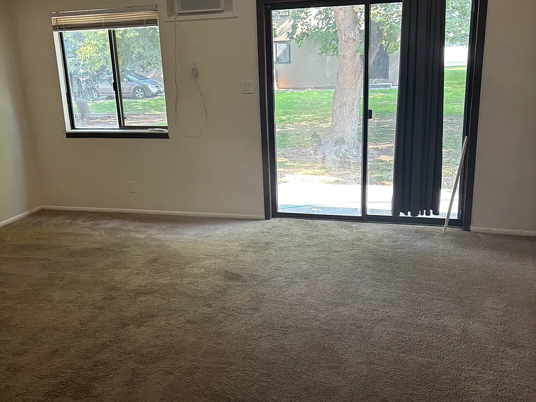 147 Robbins Ave #2 — Photo 4