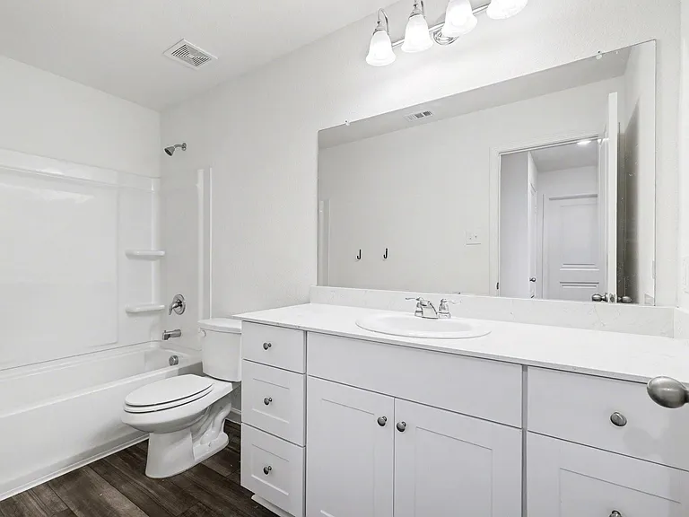 1803 Chapel Hill Rd — Photo 16