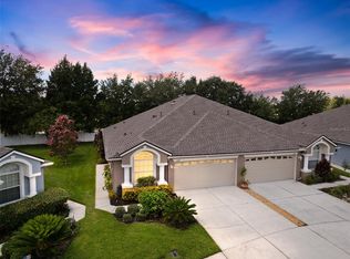 1047 Bensbrooke Dr, Zephyrhills, FL 33543