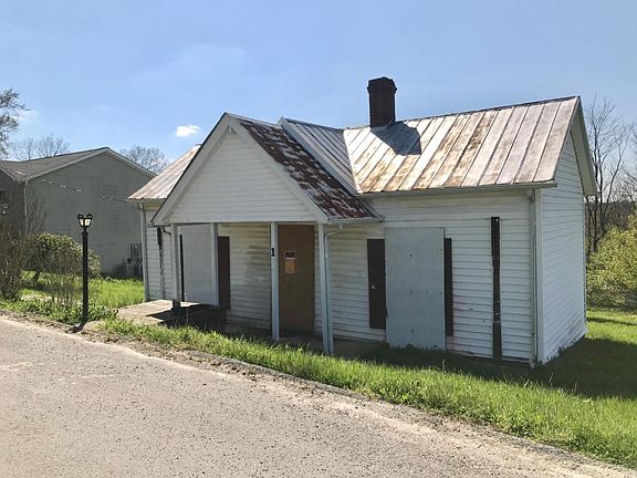 2nd image of 122 Gano Ave