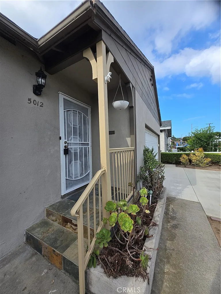 3 bed, 1344 sqft, $4,500 — Photo 3