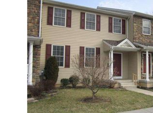 527 Maple St, Bristol, PA 19007