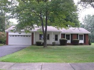 945 Brucewood Dr SE, Warren, OH
