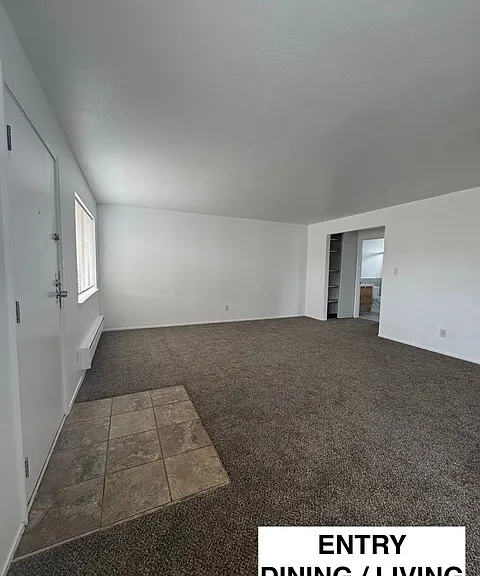 1052 Grand Ave #7 — Photo 2