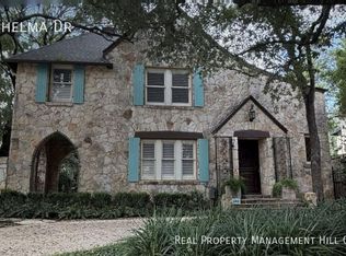 402 Thelma Dr, Olmos Park, TX 78212