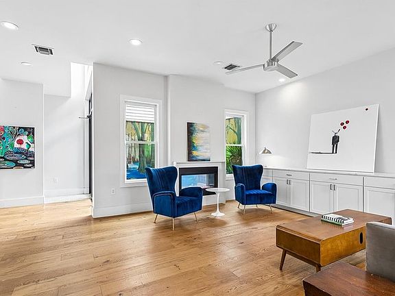 5th image of 2417 Dauphine St #A