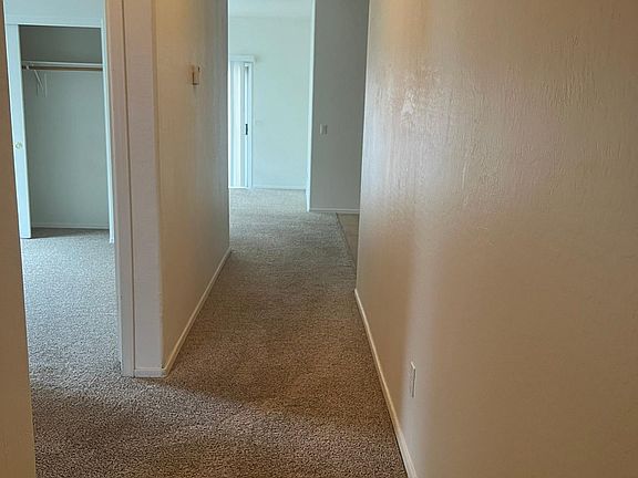 2nd image of 1730 Manzanita Dr