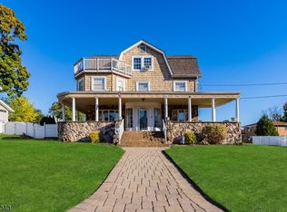 100 E Prospect St, Woodbridge, NJ