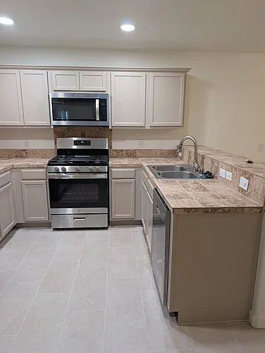 13648 Mesquite Ave Photo 1