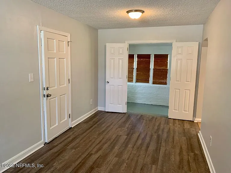 5743 College Ln — Photo 8