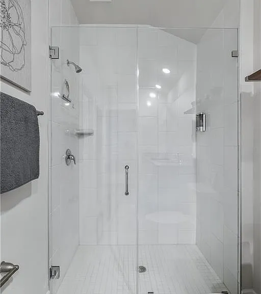 2620 NE 5th Ave — Photo 9