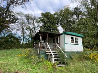 1270 Bailes Rd, Dunbar, WV 25064