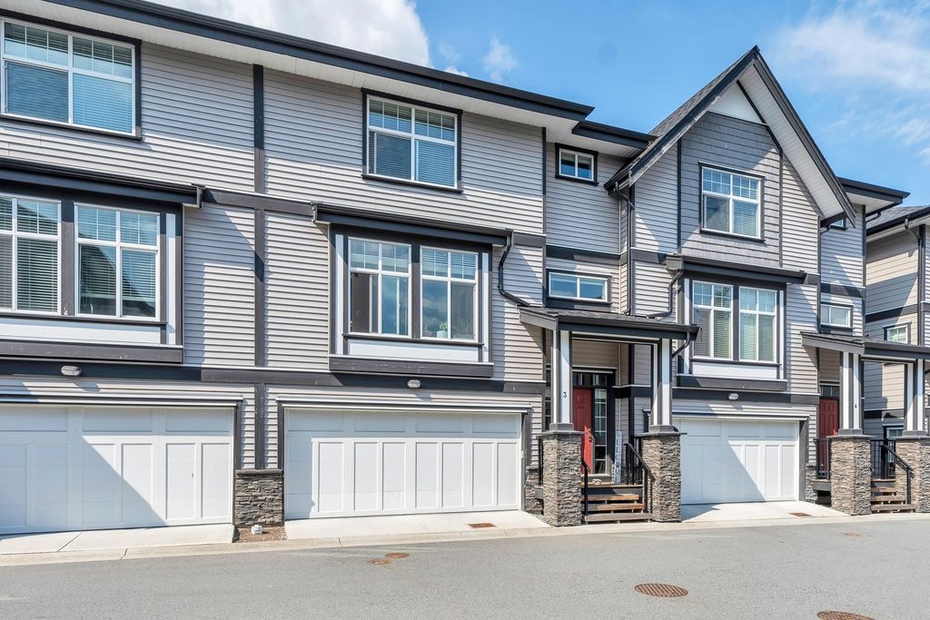 7740 Grand St #3, Mission, BC - View 2