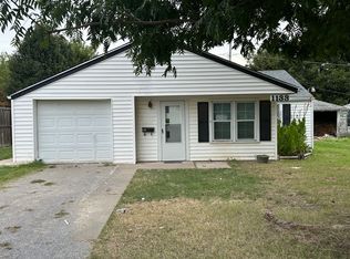 1133 S Miles Ave, El Reno, OK 73036