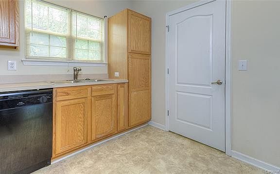 4th image of 6548 Quarterbridge Ln